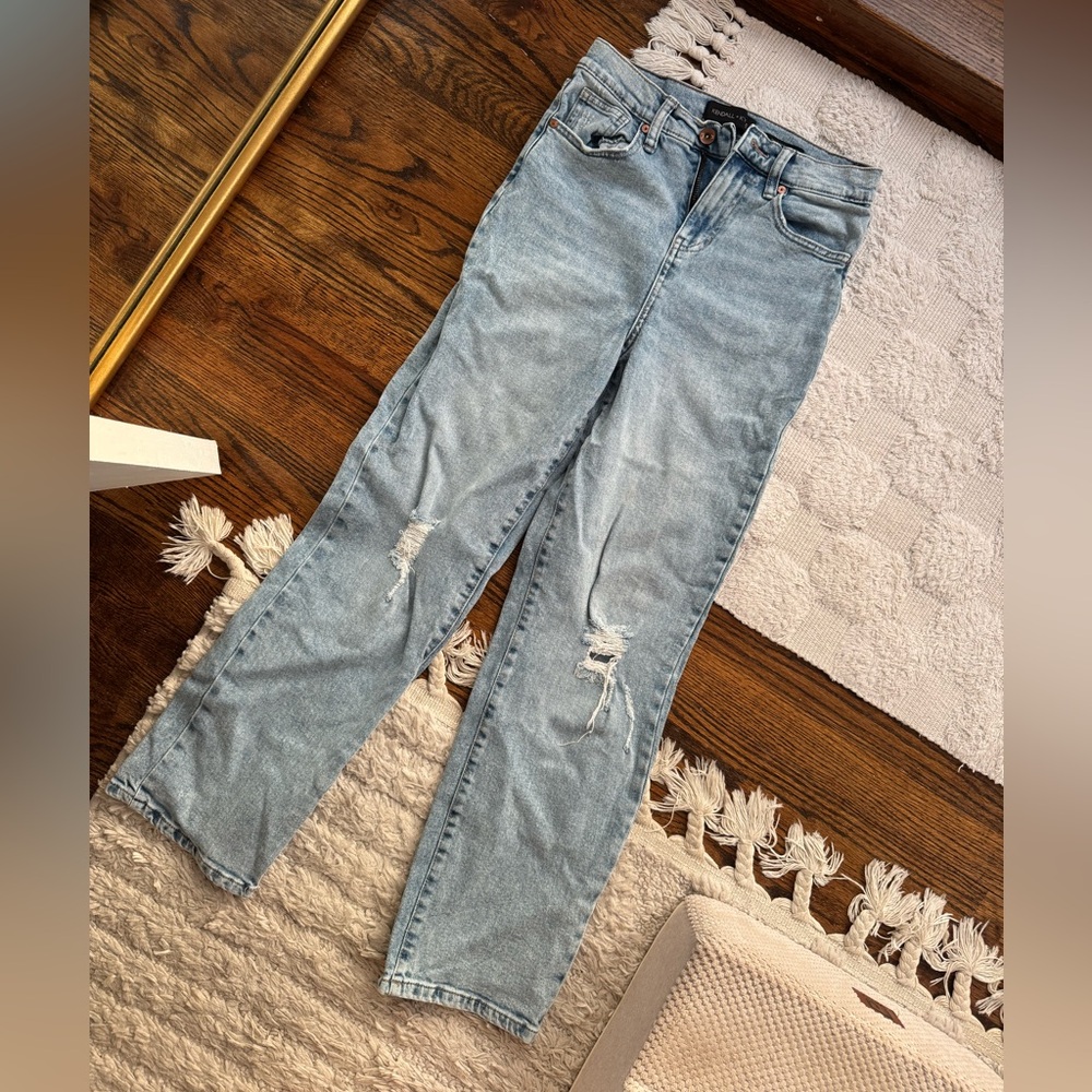 Kendall and Kylie baggy high waisted skater jeans